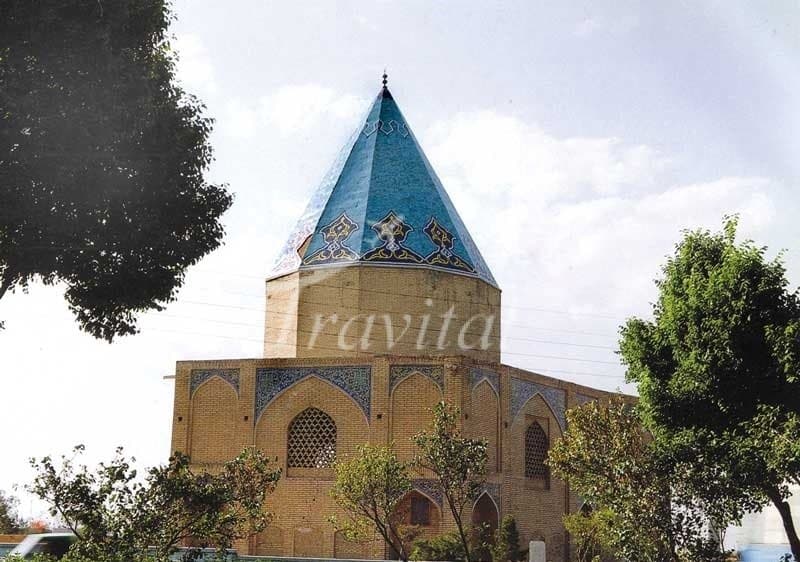 Baba Roknedin Tomb – Isfahan - view 2
