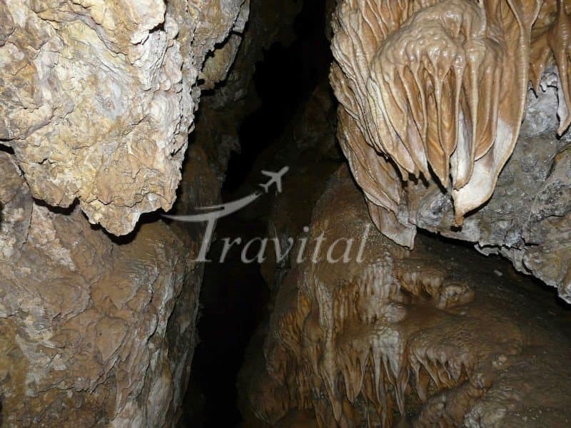 Boornik and Biuk Agha Cave – Damavand - view 3