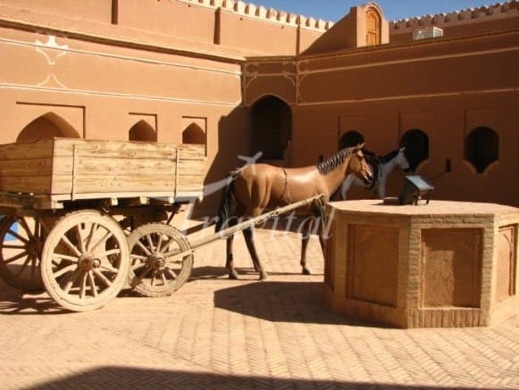 Chaparkhaneh – Meybod - view 3