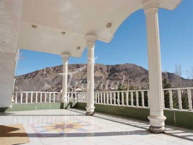 Golestan Ghamsar Hotel – Kashan