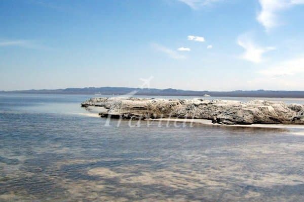 Hozeh Soltan Lake 