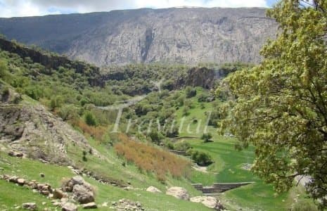 Kan-e-Gonbad Graveyard 