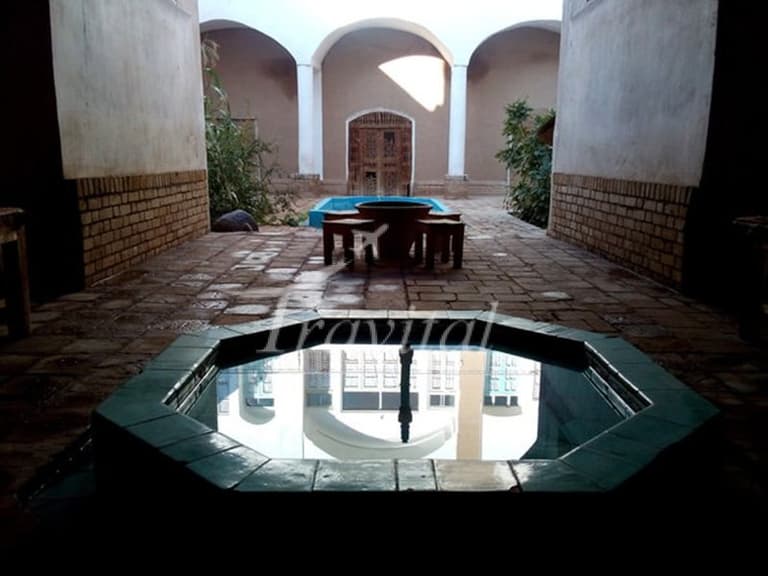 Khaneh Doost (Friend’s House) Hotel – Kashan