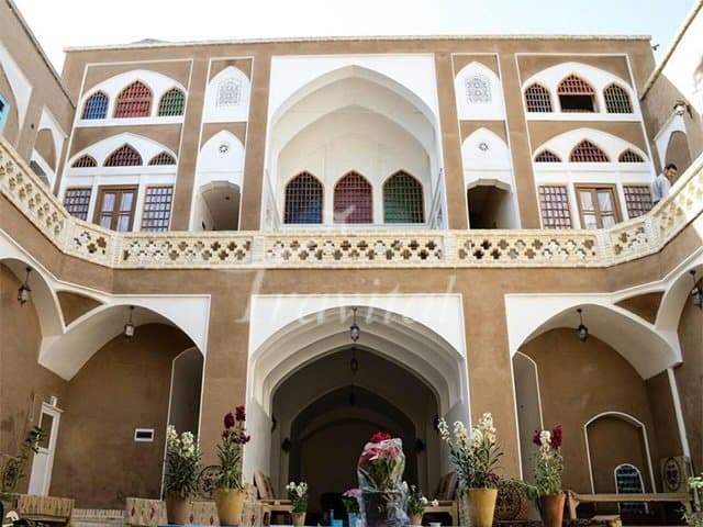 Khaneh Doost (Friend’s House) Hotel – Kashan