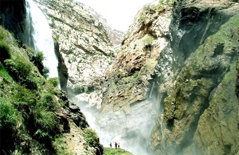 Kurdi Sabz Kooh Waterfall – Lordegan