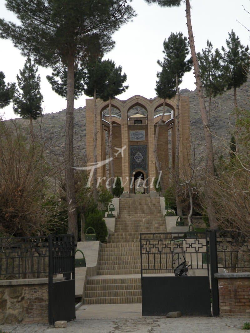 Mir Razieddin Artimany Tomb – Towiserkan - view 3