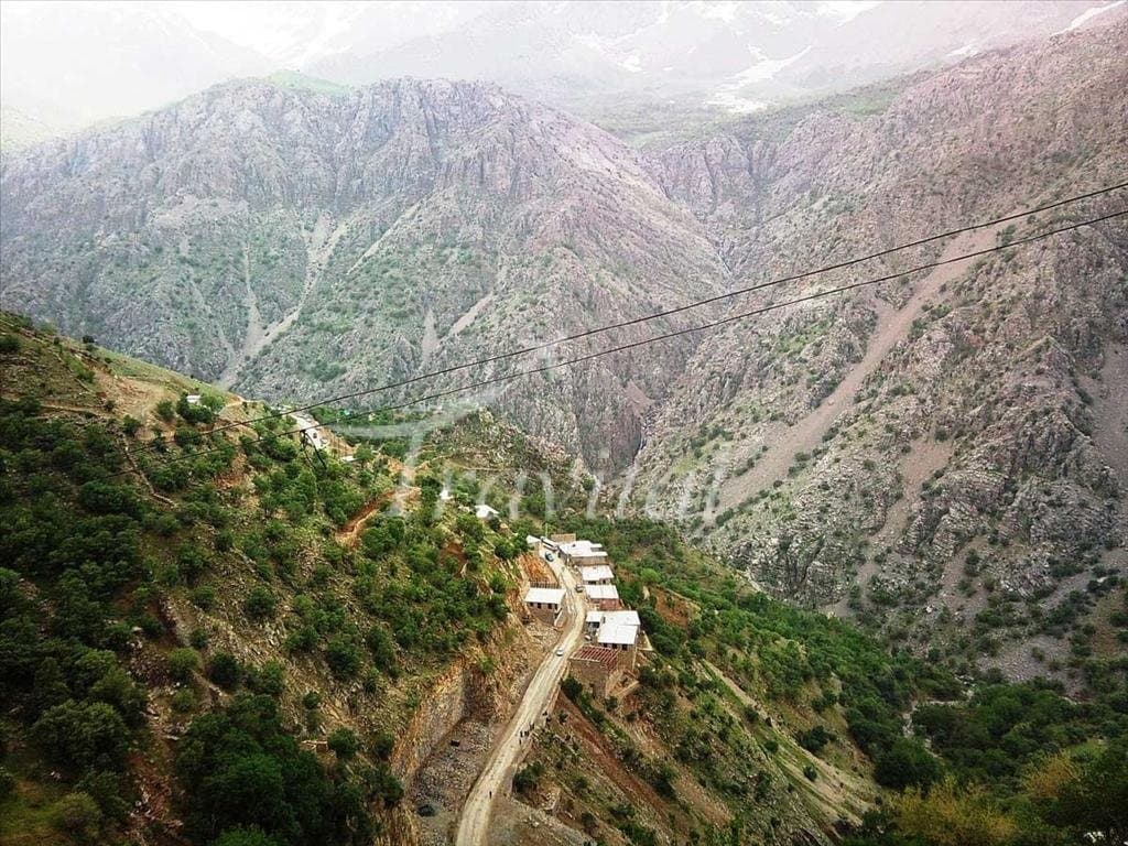 Oramanat Takht Village 