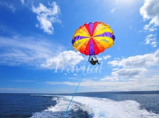 Parasailing in Kish Island – Kish - view 2