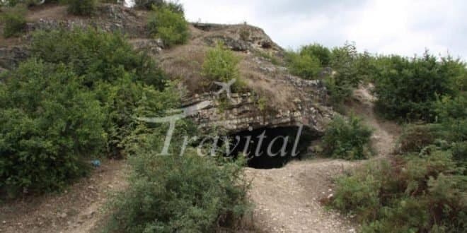 Peer-e-zan Khany Cave – Noor