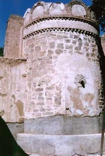Qal’eh Sangi Caravansary 