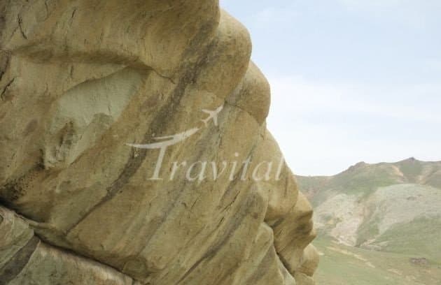 Stone Porch of Niaq – Qazvin - view 3