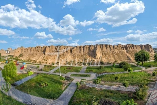 Tappeh Gabri and other Towers 