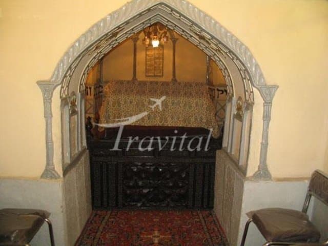 Tomb of Esther and Mordechai – Hamedan - view 2