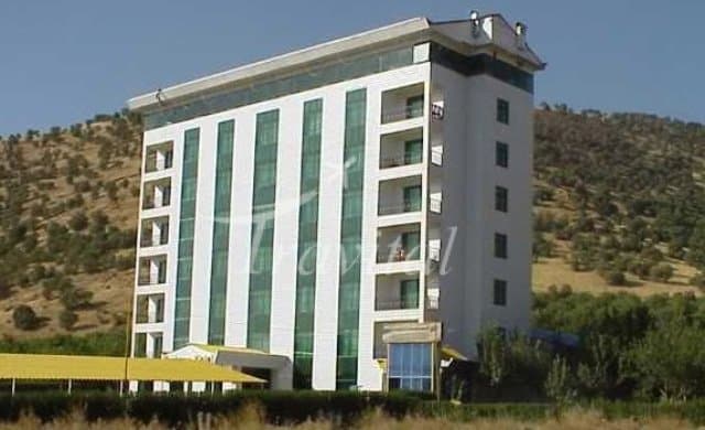 Zarivar Hotel – Marivan