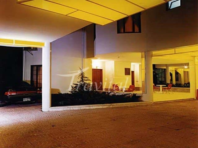 Papion Hotel – Chalus