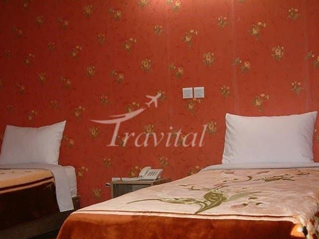 Jamshid Hotel – Isfahan