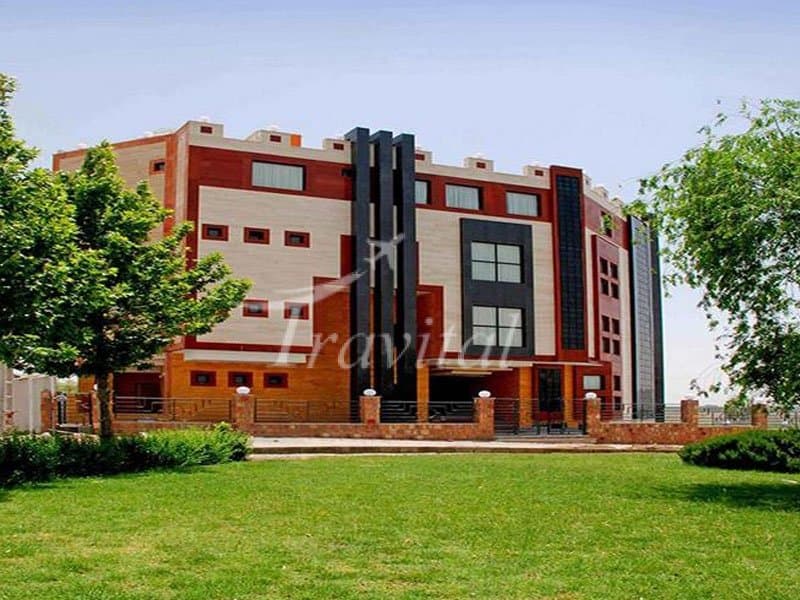 Pardis Mobarakeh Hotel – Isfahan - view 1
