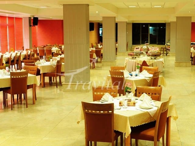 Piroozy Hotel – Isfahan - view 4