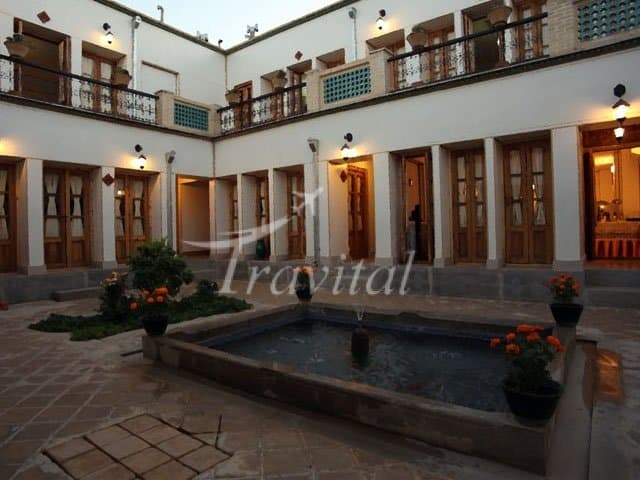 Tolooe Khorshid Traditional Hotel – Isfahan - view 1