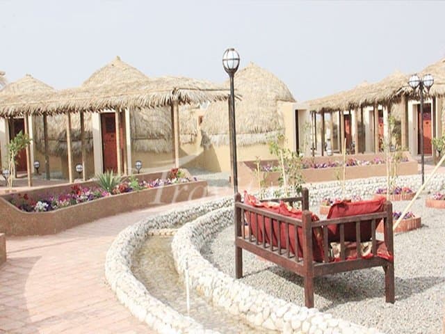 Ghale Ganj Kapari (Hut) Hotel – Kerman - view 2