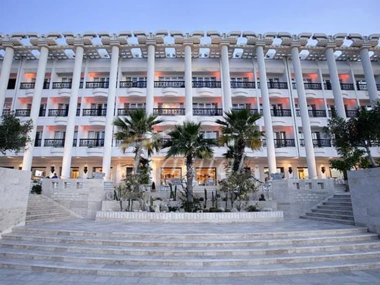 Dariush Hotel – Kish