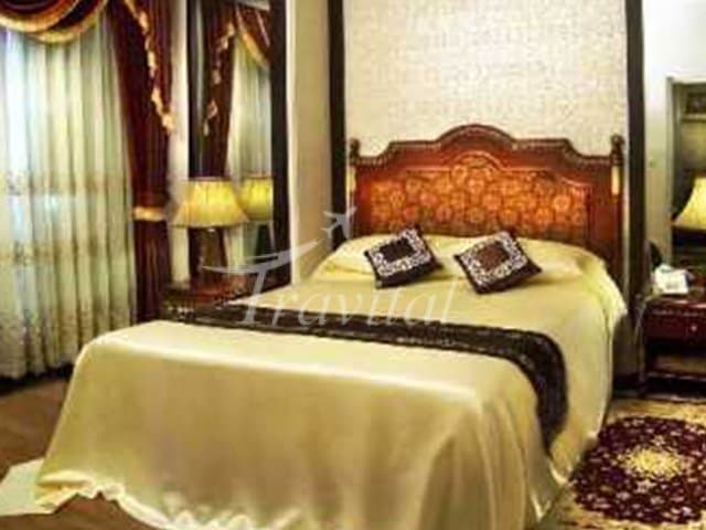 Ghasr al-Ziyafe Hotel – Mashhad