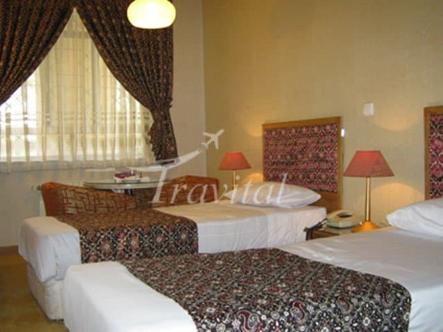 Parsian Azadi Hotel – Yazd - view 4