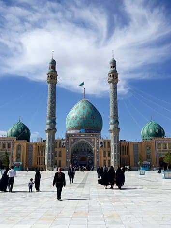 Qom (Ghom)