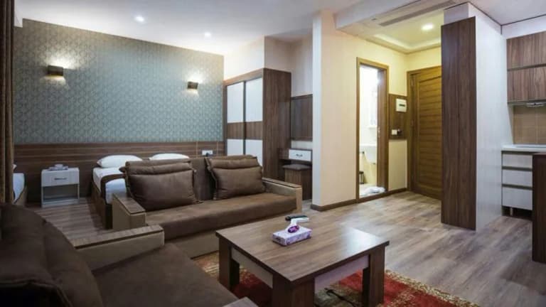 Katibeh Hotel – Hamedan