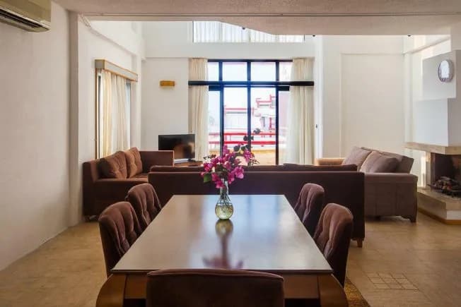 Shahr Complex Tourism – Nur
