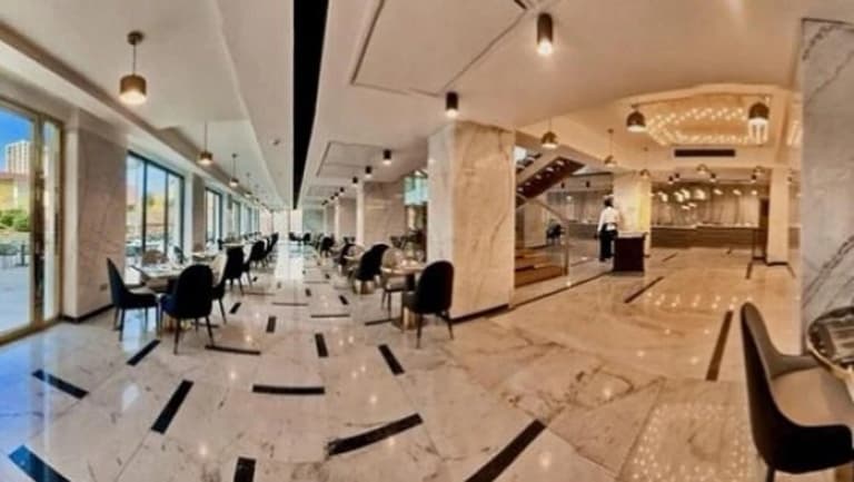 Palace Hotel – Kish