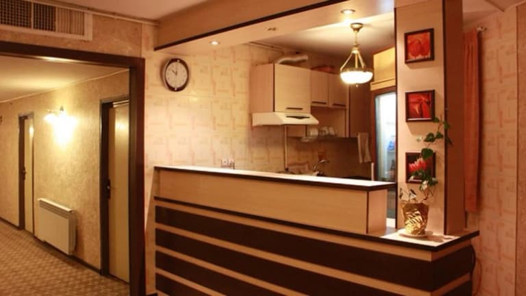 Abrisham Guest House – Ghazvin