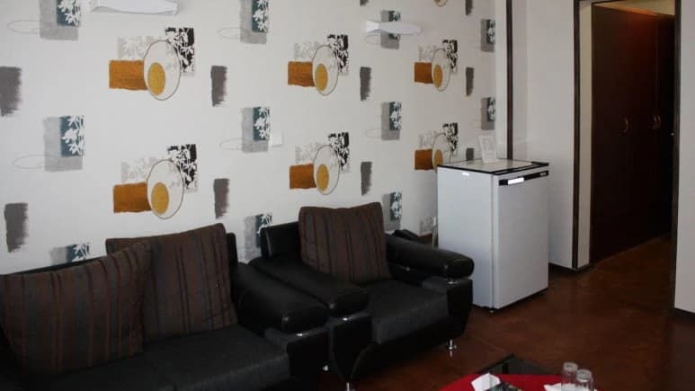 Jahangardi (Tourism) Hotel – Shemshak - view 1