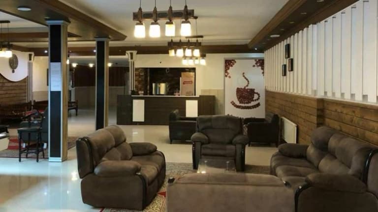 Atr e Sib Hotel – Sirjan