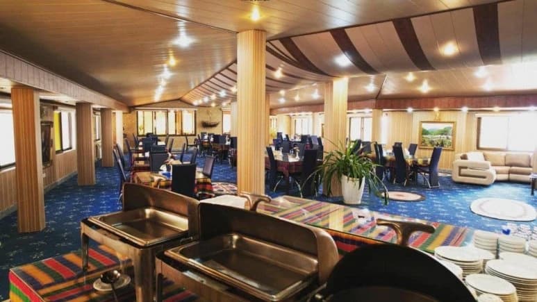 Shayan Javaherdeh Hotel – Ramsar - view 1