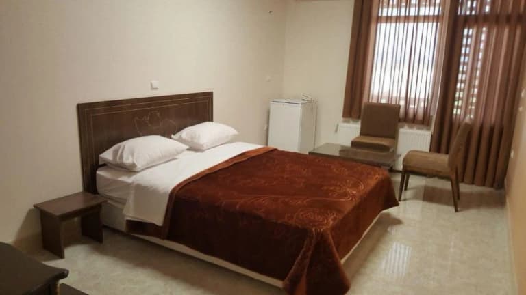 Iran Zamin Hotel – Dorud