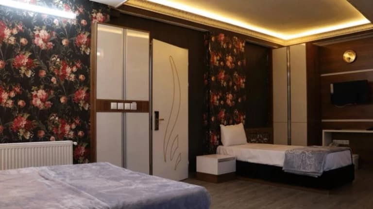 Saray Hotel – Tabriz