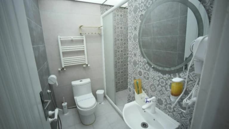 Melorin Hotel – Bandar Anzali