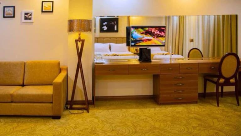 Davinko Hotel – Baneh