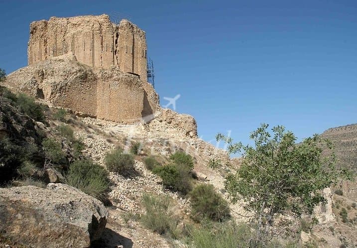 Dokhtar Castle – Firooz Abad
