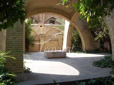 Ebne Hanif Tomb – Shiraz - view 2