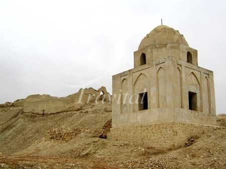 Ejdeha Peykar Castle