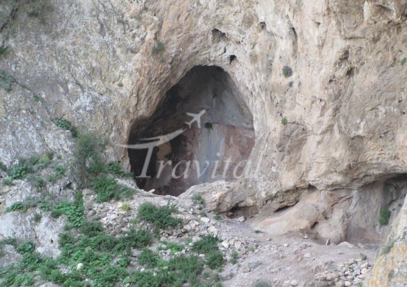 Espahbod Khorshid Cave – Savad Kooh - view 2