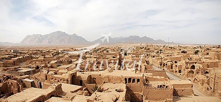 Fin-e-Bozorg Village