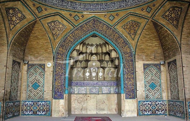 Hakim Mosque – Isfahan - view 2