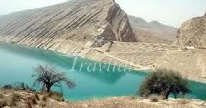 Maroon River