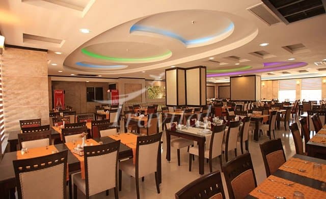 Parsian Azadi Hotel – Yasuj