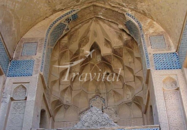 Peer-e-Bakran Tomb – Isfahan - view 2