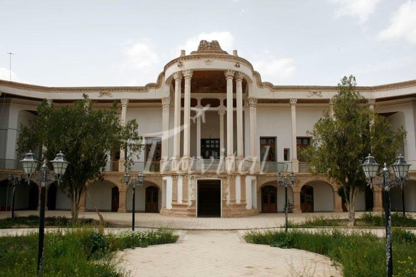Salar Mohtasham Edifice