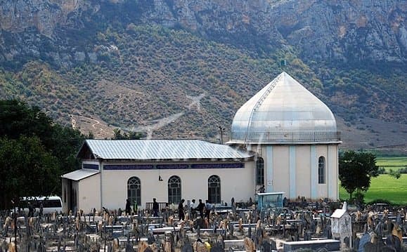 Sefid Chah Cemetery